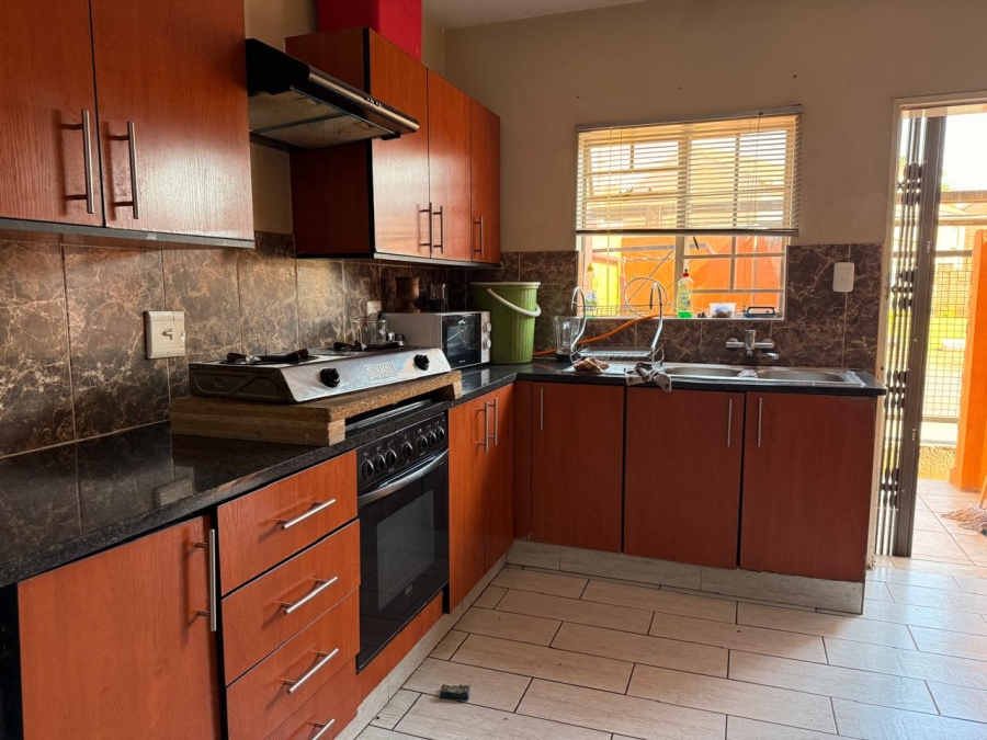 3 Bedroom Property for Sale in Waterval East North West